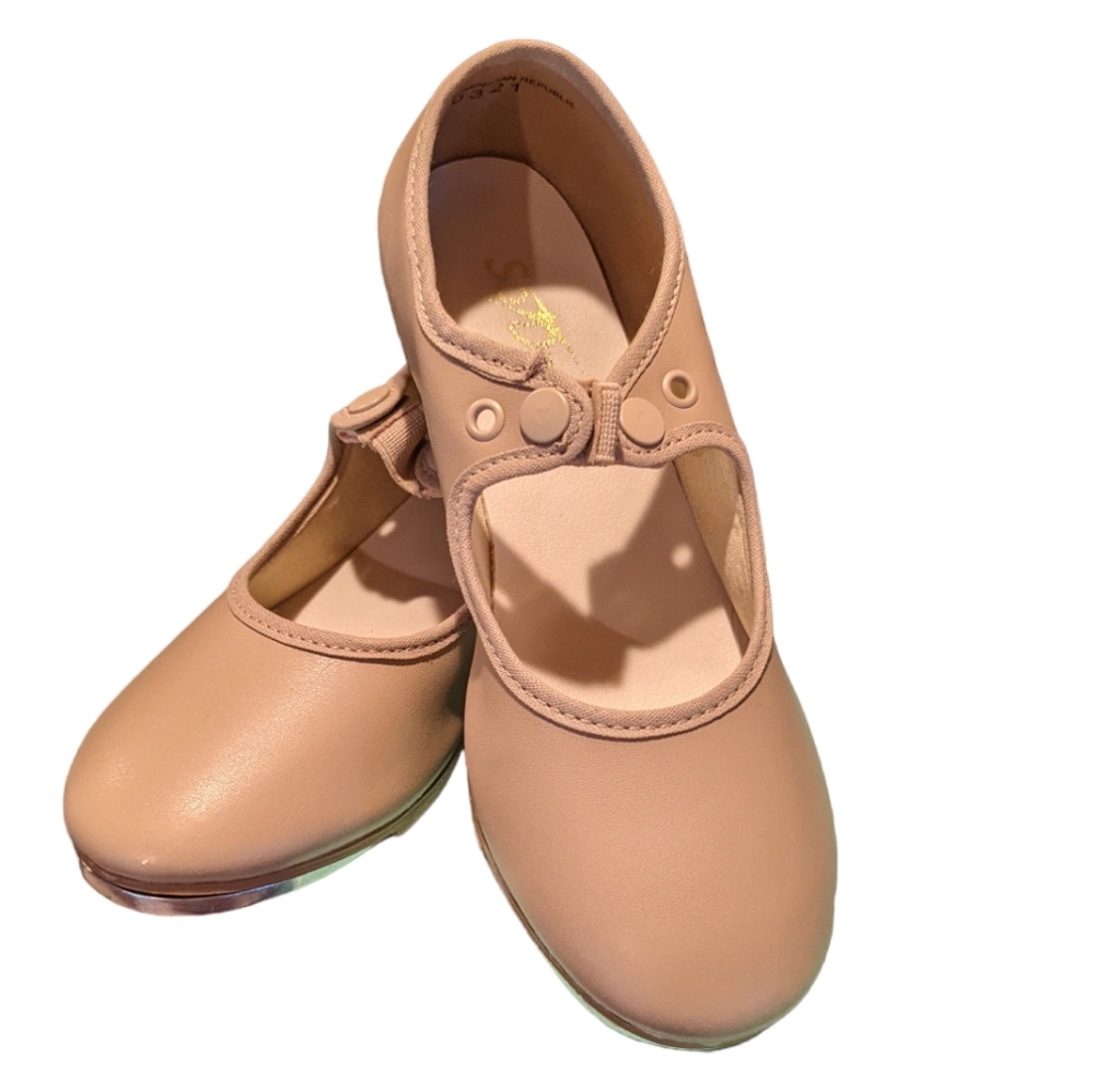 So Danca tap dance shoes in tan size 13 s with snap elastic and box included